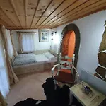 Kashtata S Paraklisa Guest house Borovo (Plovdiv)