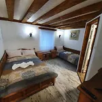 Kashtata S Paraklisa 3* Borovo (Plovdiv)