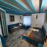 Kashtata S Paraklisa Guest house