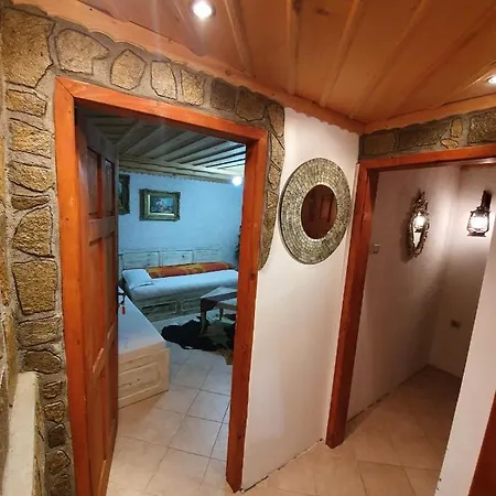 Kashtata S Paraklisa Guest house