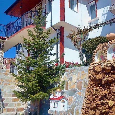 Kashtata S Paraklisa Guest house