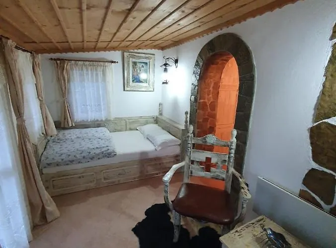 Kashtata S Paraklisa Guest house Borovo (Plovdiv)