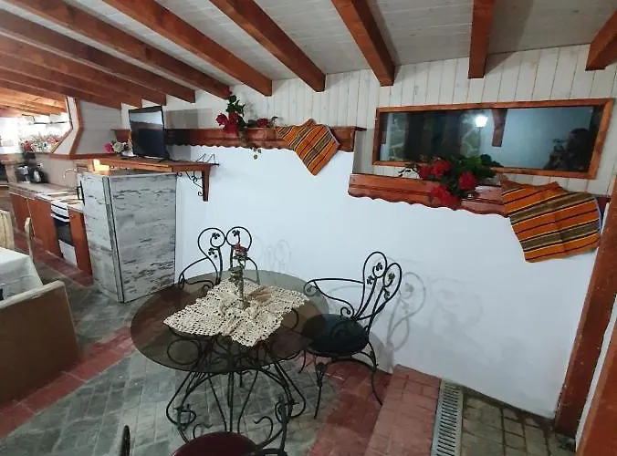 Kashtata S Paraklisa Guest house 3*